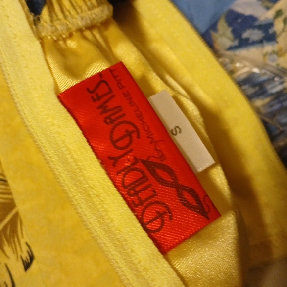 Deadly Dames Yellow Floral 1950s Tiki Dress Size S - Picture 6 of 6